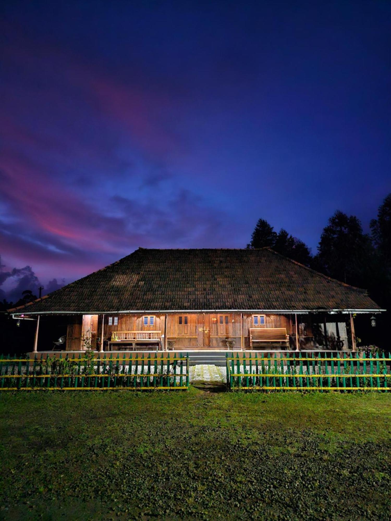 Nature Castle -Traditional Villa,Vattavada Kottakamboor Exterior foto
